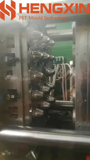 12-fach-Glas-Vorformling mit Heißkanal-Ventilverschluss